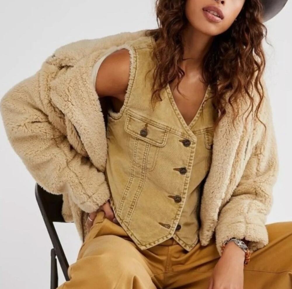 Lee Corduroy Sherpa Lined Vest Beige Western Layering Size L EUC